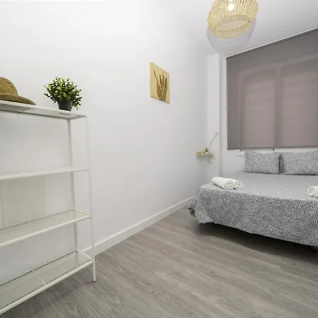 Homeholidaysrentals Balmes - Costa Barcelona *